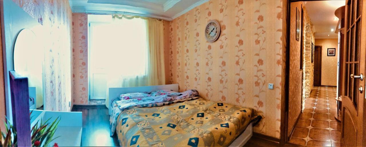 Семейные Апартаменты В Новом Районе У Софиевского Парка Умань Экстерьер фото